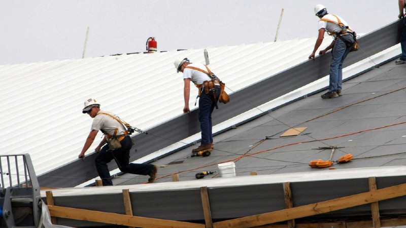 What Will Your Schaumburg Roofer Do During a Typical Inspection?