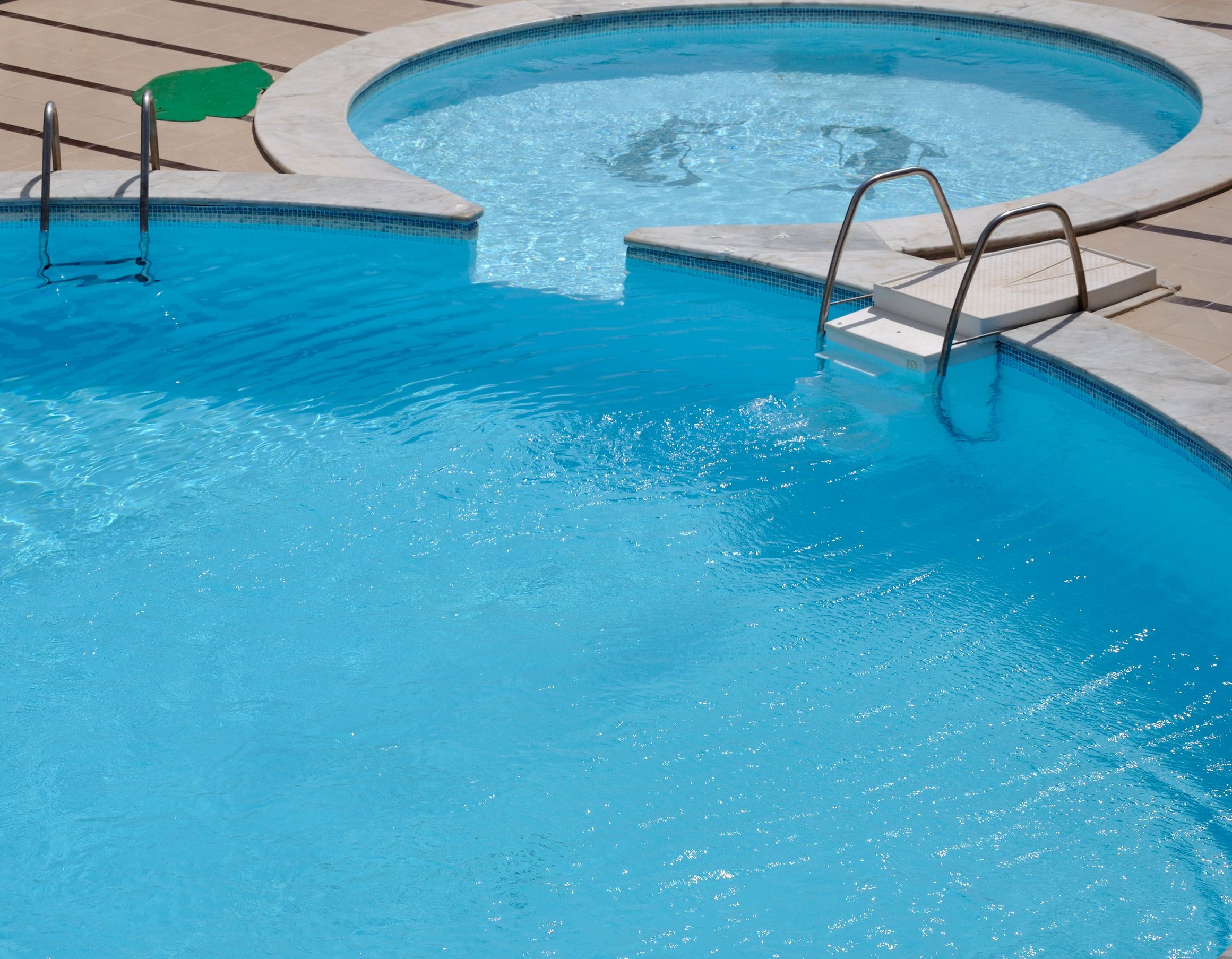 Why There Is a Demand for New Vinyl Pools in Nassau County, NY