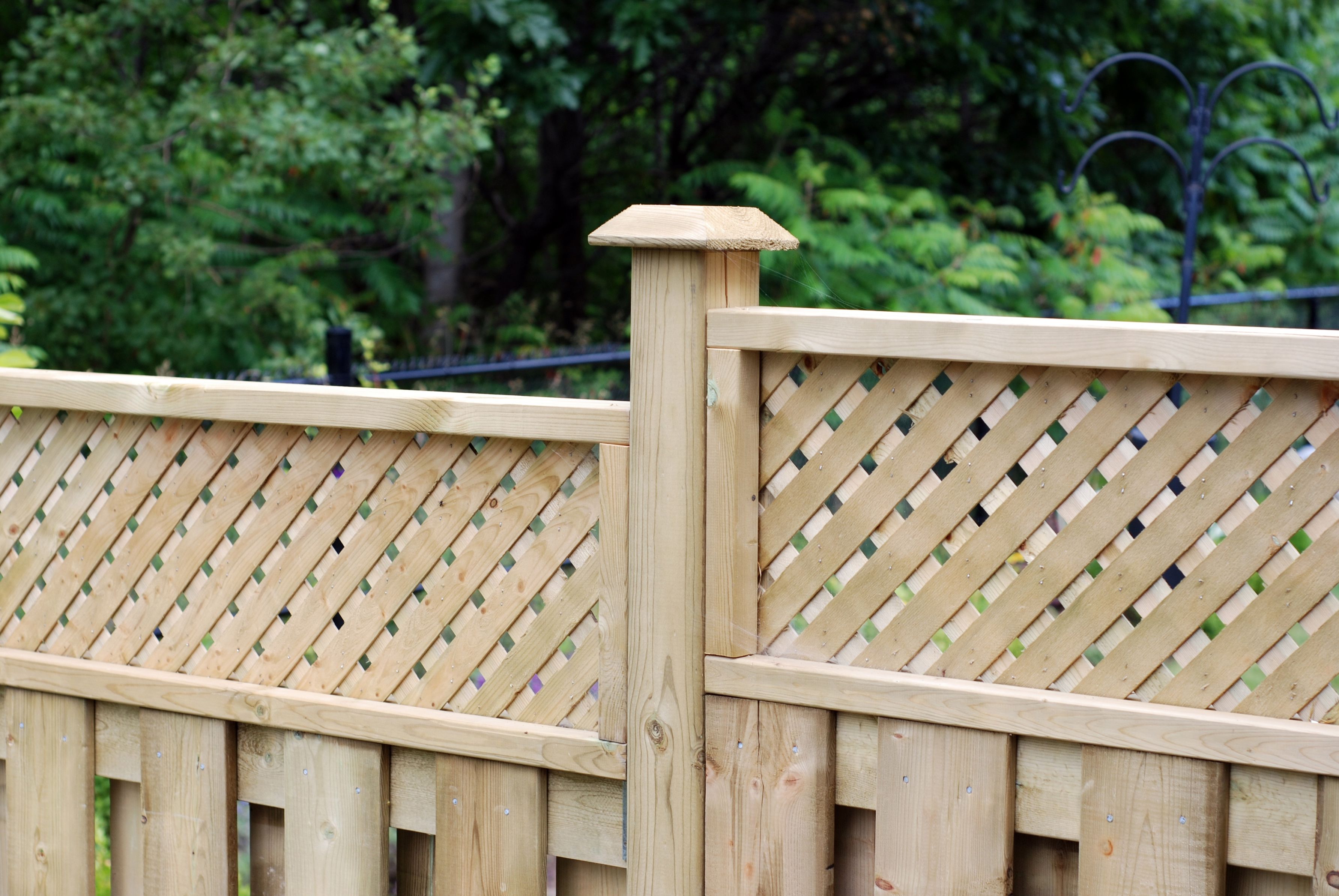 Where to Get the Most Appropriate and Reliable Fence Contractors