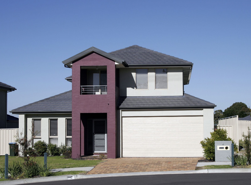 A Quick Guide to the Types of Residential Garage Doors in Chicago, IL